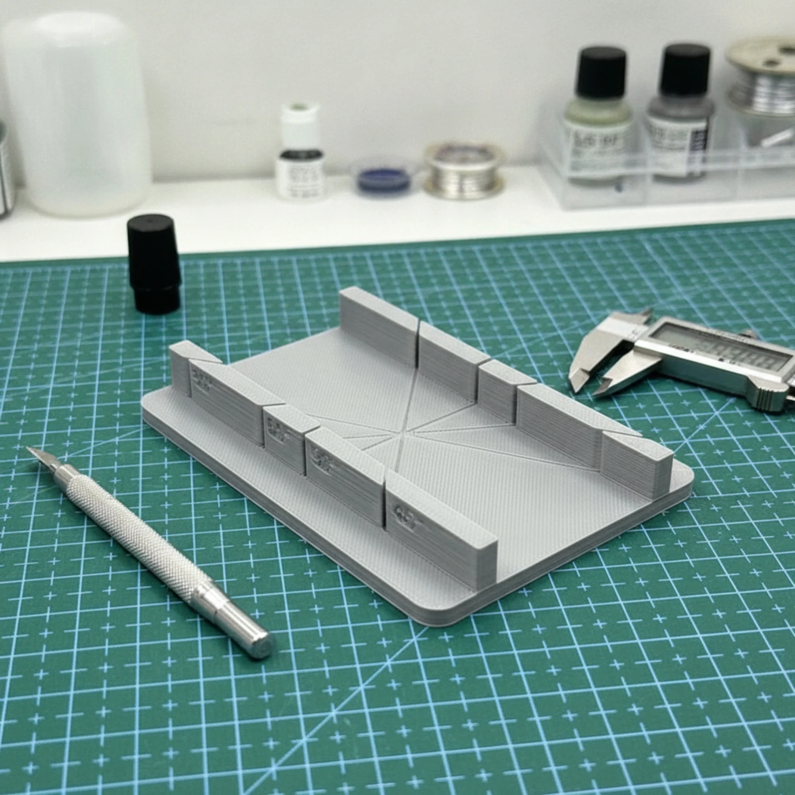Model Cutting Guide 3D-Printed Cutting Guide with Angle Markings Miter Jig Repeatable Angle Jig Consistent for Hobbyists