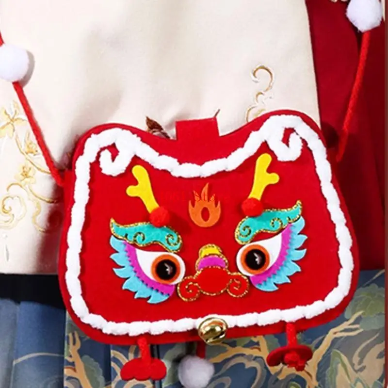 DIY Handwerk Zodiac Tijger/Draak Crossbody Tas - close-up view