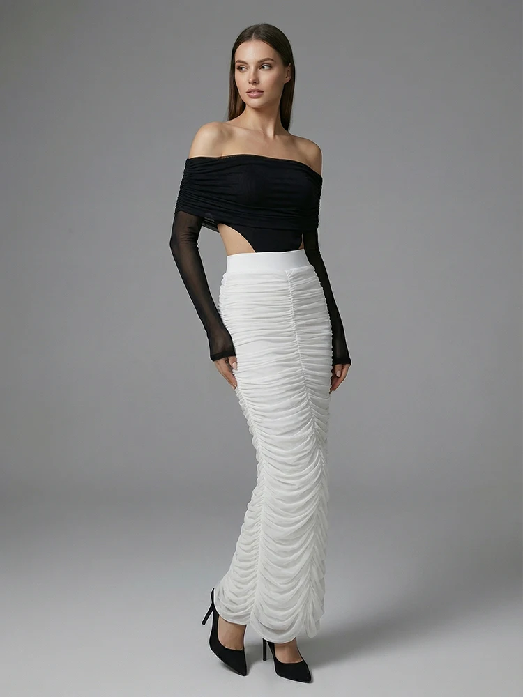 

Черно-белый сет из двух предметов: ажурный топ + платье макси с драпировкой, комплект 2026, элегантная женская одежда для отпуска