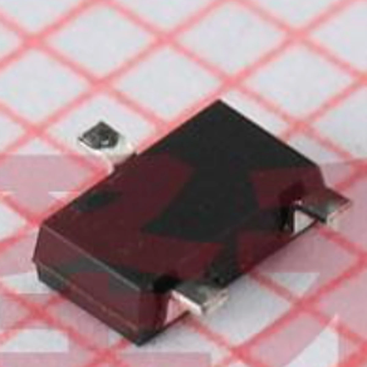 RRR040P03TL بمناسبة UG جديد الأصلي تأثير المجال أنبوب MOSFET UG 1 واط 30 فولت 4A 1 P قناة SC-96 P-CH TSMT3 45mΩ SOT-346T MOSFET UG