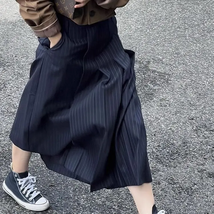 

Autumn 2025 new women's clothing French retro striped suit skirt design sense niche high waist a word skirt