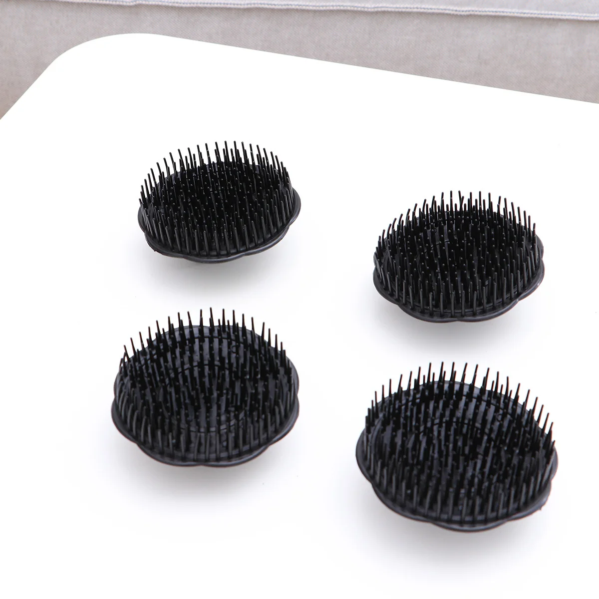 

4pcs Scalp Massager Brush Hair Shampoo Brush For Deep Cleaning Exfoliating Massage Plastic Bristles For All Hair