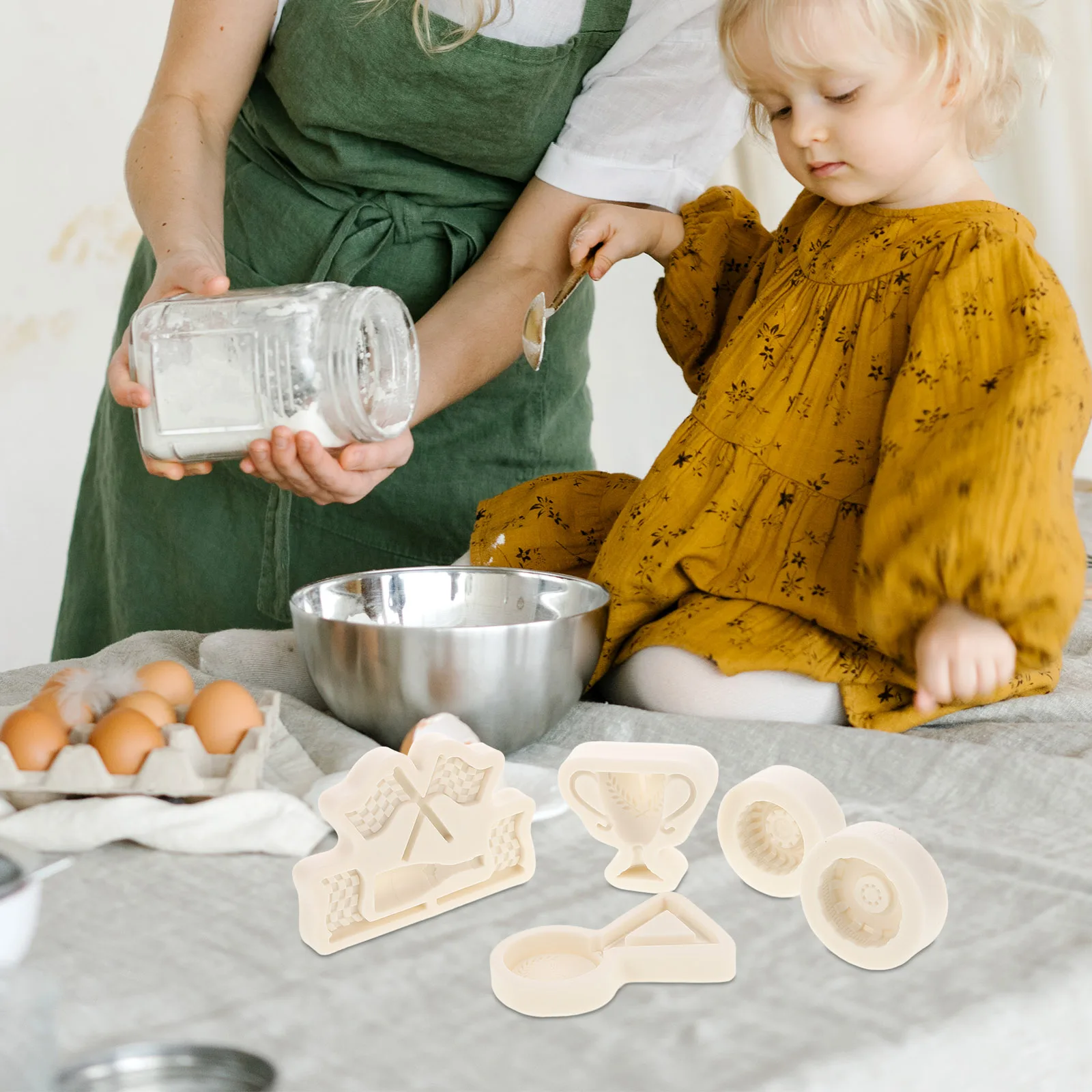 

5pcs 3D Racing Tire Trophy Mold Silicone Race Car Flag Cake Fondant Baking Tool For Diy Chocolate Cookie Decoration Party