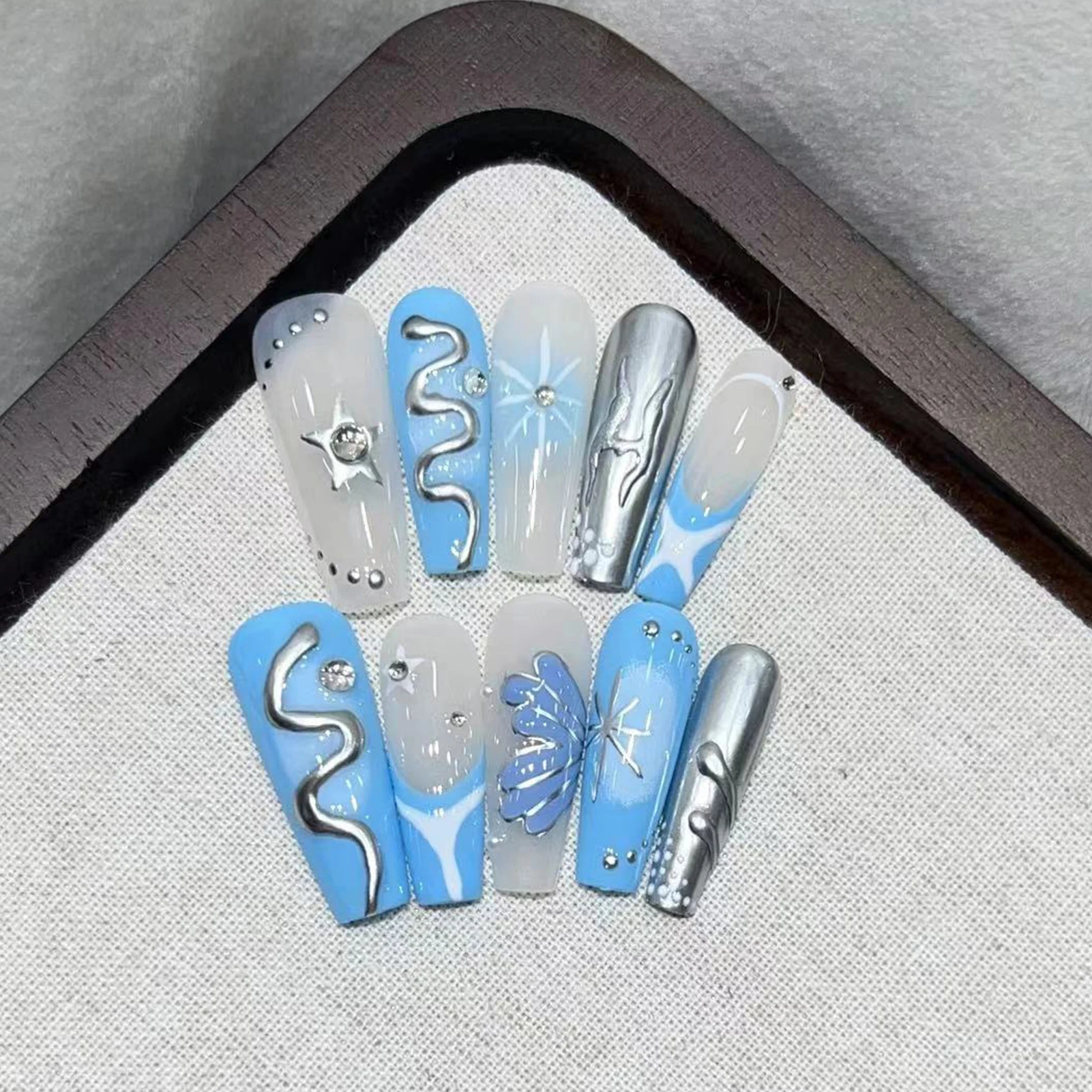 10개 롱 T자형 블루 버터플라이 프레스온 네일 오션 스타일 3D 프렌치 팁 인조 손톱 여성용 DIY 네일 아트 키트