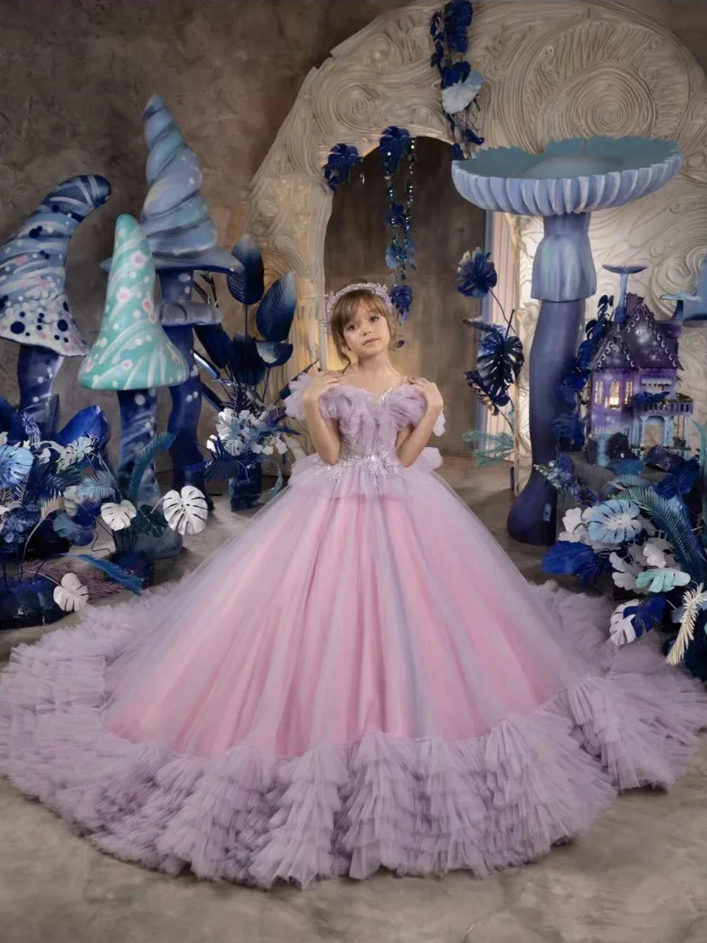 

Flower Girl Dresses Wedding Ruffles Floor Length Girl Kids Birthday Ball Gown First Holy Communion Gowns Customized Princess