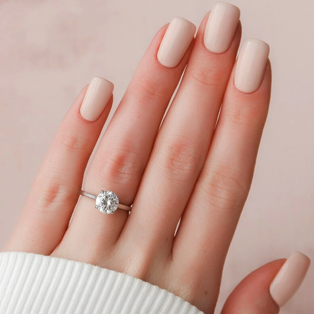 0.5‑4‑CT Round‑Cut Solitaire Moissanite Engagement Ring for Women, Classic‑4‑Prong‑Setting 925 Sterling‑Silver Wedding Band Fine Jewelry, Ideal Gift for Her