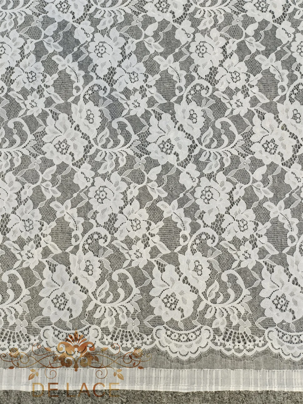 رائعة الأزهار المطرزة Cahntilly الدانتيل لينة الفرنسية حبالي النسيج عالية الجودة فستان الزفاف رمش أقمشة الدانتيل