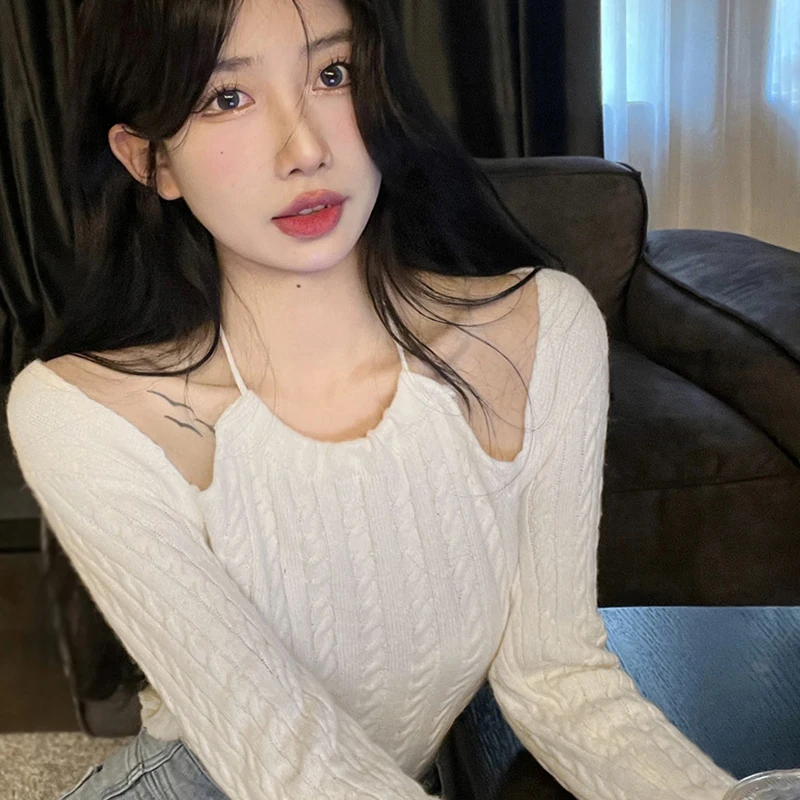 

Korean Version Sweater Women's Long Sleeves Design Solid Color Halter Neck Geometric Pattern Women Pullover