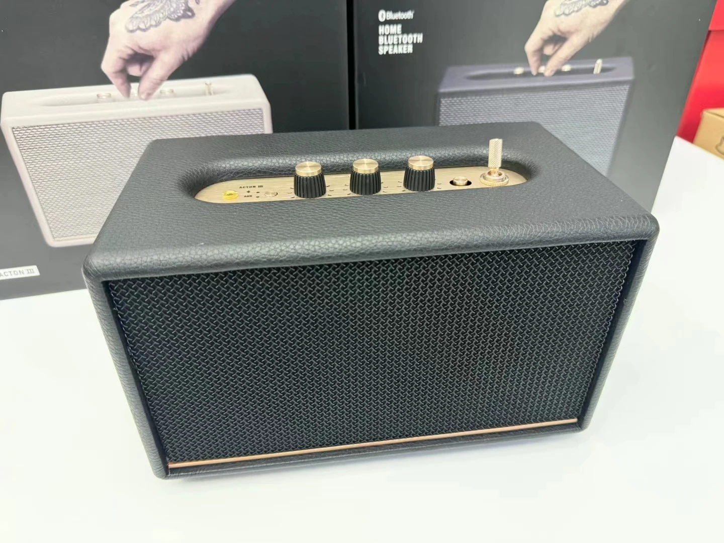 New Wireless Blue Tooth Speaker Portable Desk Speaker With Inputs For Music Playing Can Play Music With Direct Current