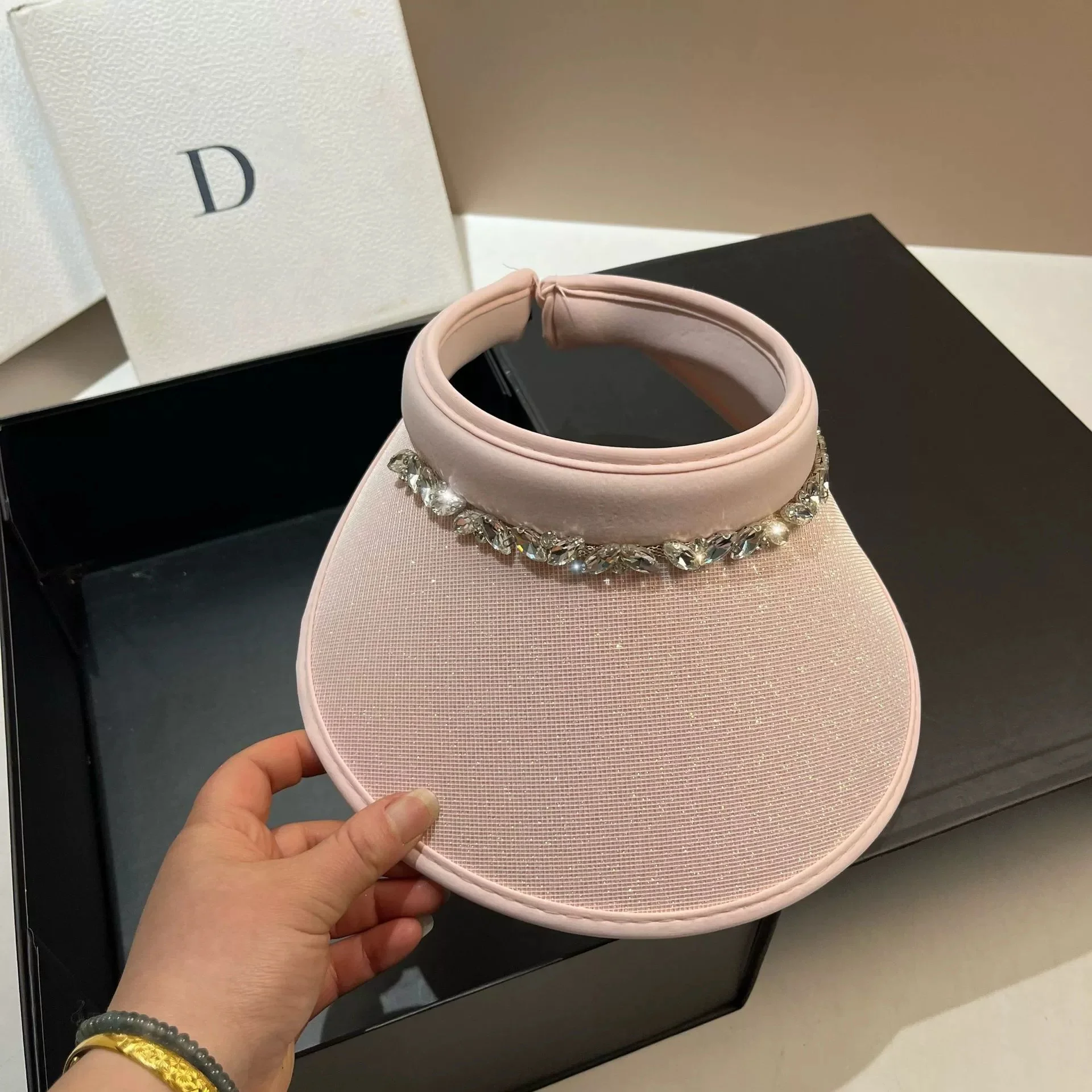 Summer Women's Rhinestone Open-Top Cap: Sweet-Style Sun Protection, Open-Top Baseball Cap, Outdoor Sun Hat