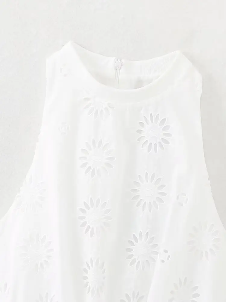 Maxdutti Embroidered French Country Style Hollow High Waist Women Short Sleeveless Shirt Pure Cotton Casual Top