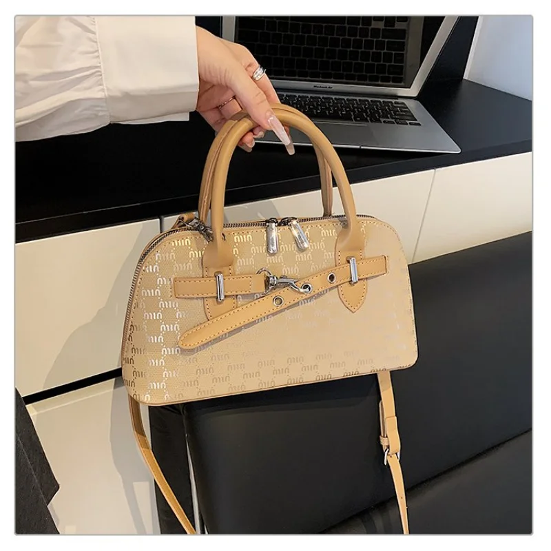 

Unique Designer Leather Handbag Minimalist Crossbody Bag For Trendy Women With Large Capacity Logo