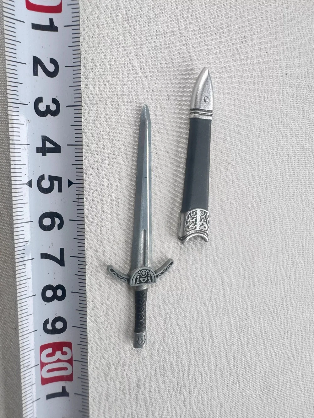 

Best Sell Scale 1/6th Vintage Knight Viking Mini Toys Model Not Real Daggers Knifes Not Real Accessories For 12" Doll Figure DIY