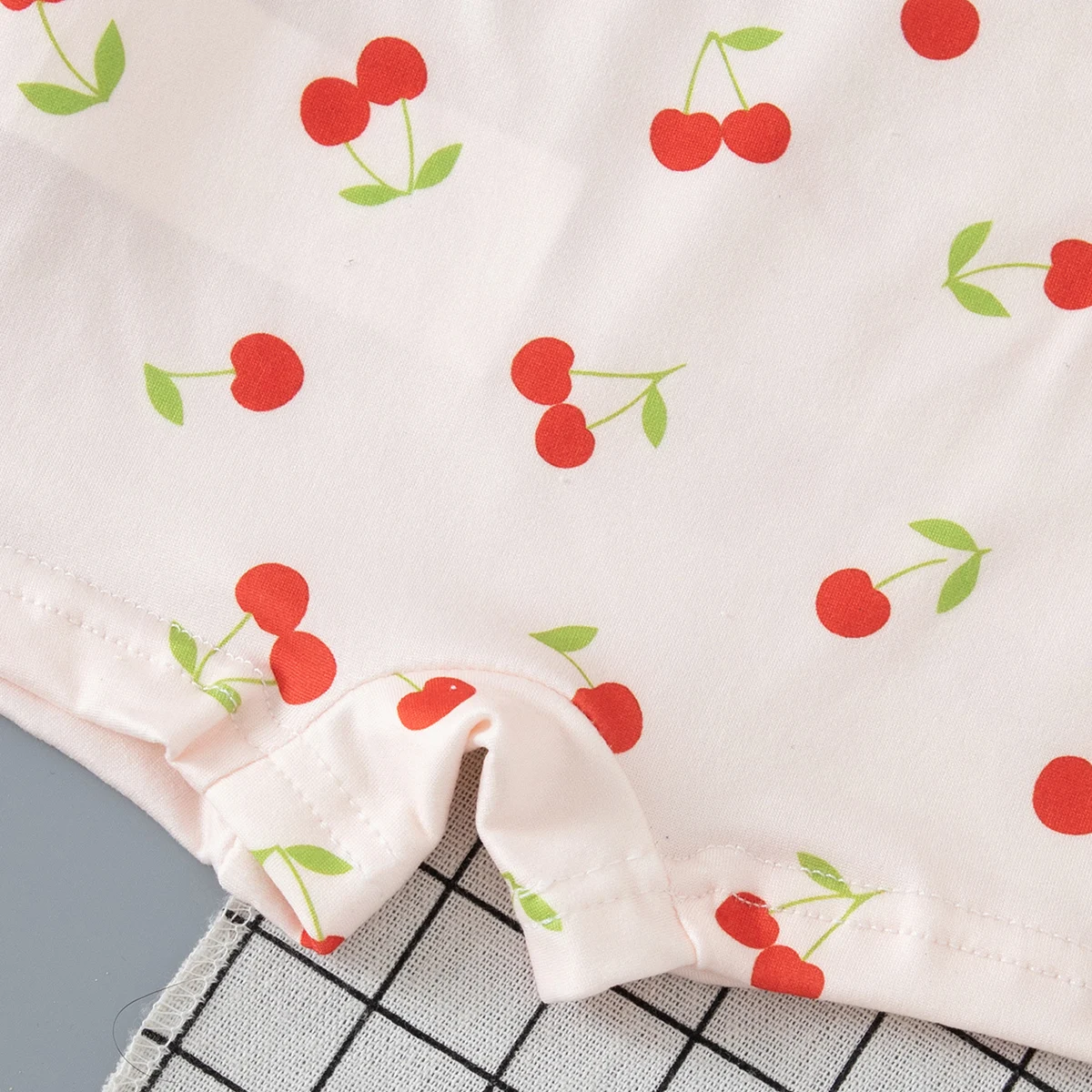 5-teiliges Set süßer Unterwäsche für Mädchen für alle Jahreszeiten, bequeme Boxershorts mit Schleifendruck als Basis-Shorts für zu Hause. – Detail 15