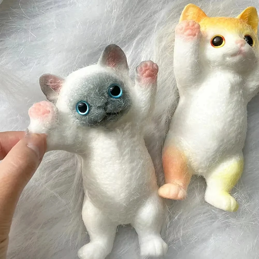 Nuevo gato 13CM Squishy pegajoso lindo esponjoso simulación gatos muñeca apretar alivio del estrés juguete realista Taba regalo