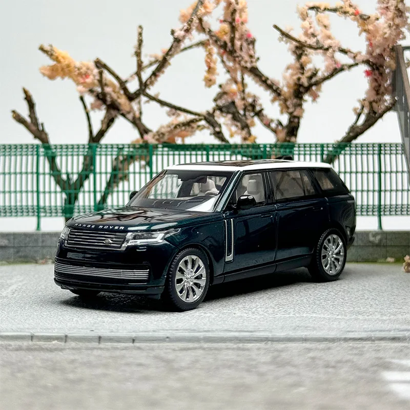 Diecast 1:64 Scale Alloy Range Rover 5 Generation SUV Sedan Toy Car Model Scene Setup Collection Gift Toys Static Decorations