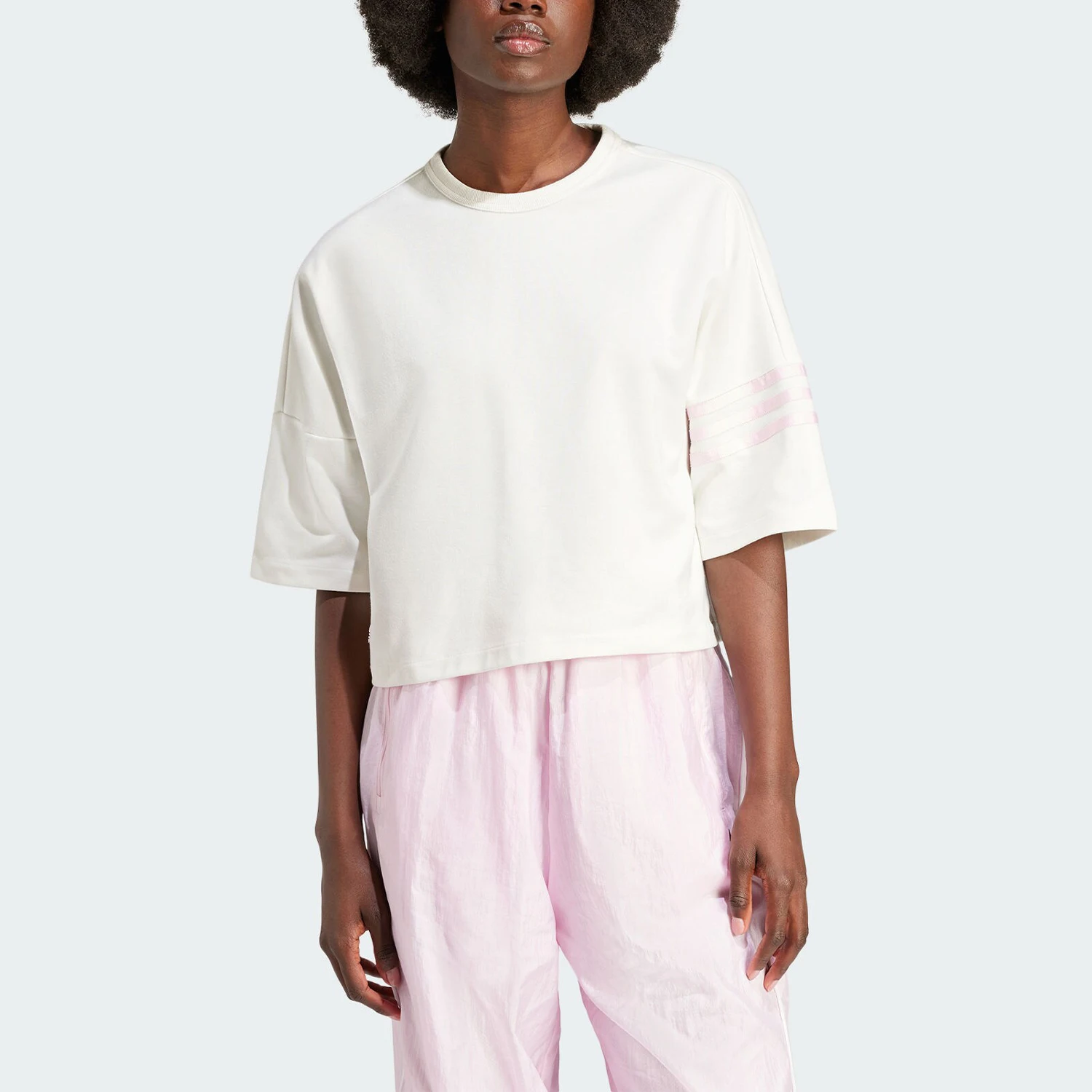 

Adidas genuine NEUCL TEE Women's Round Neck T-shirt IU2500