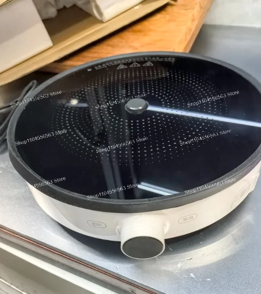 Electric induction cooker N1 offers ultra-fast energy concentration, rapid heating, durability and precise temperature control.