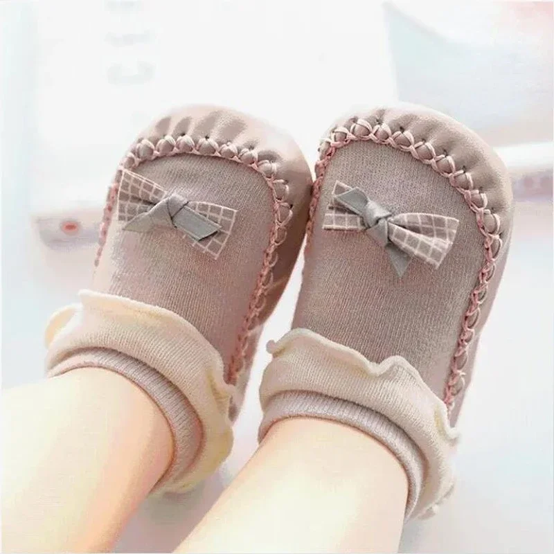 Autumn Winter Models of Newborn Baby Toddler Shoes Socks Cotton Baby Girl Socks Cartoon Bow Non-slip Children Shoes and Socks