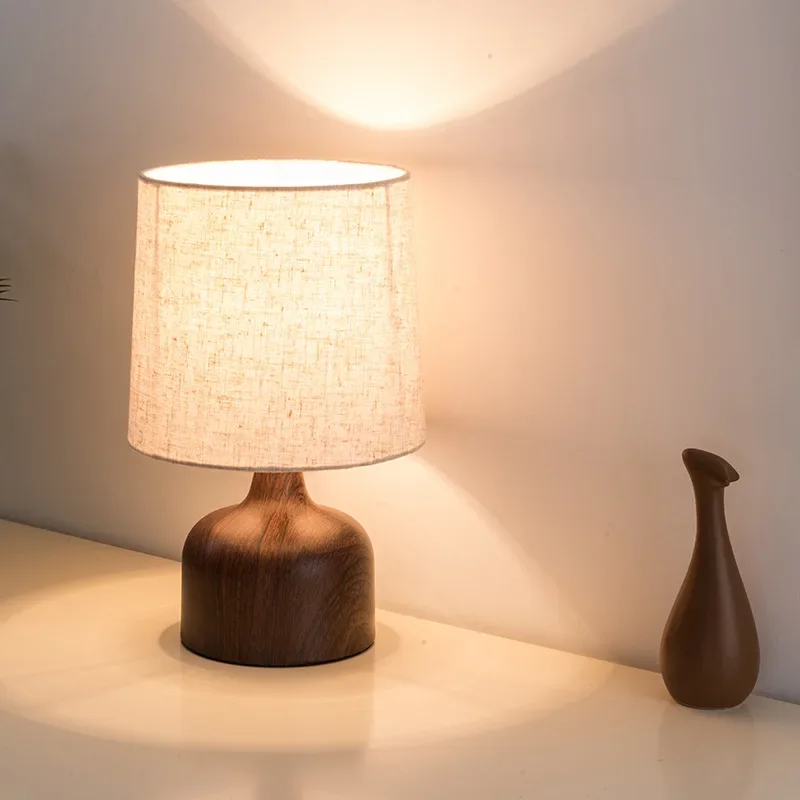 

Japanese Style Creative Bedroom Bedside Lamp Retro Study Room Hotel Iron Wood Grain Warm Fabric Desk Lamp Reading Lamp