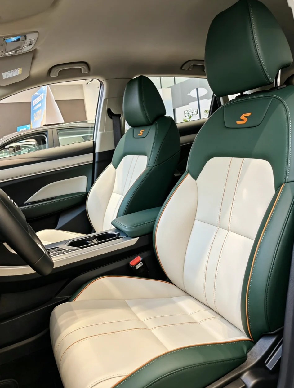 Für Geely Coolray 2019~2025 Maßgefertigte Autositzbezüge Luxuriöses Nappaleder 100% Passgenau Innenraumzubehör 360 ° Vollständige Abdeckung – Detail 4