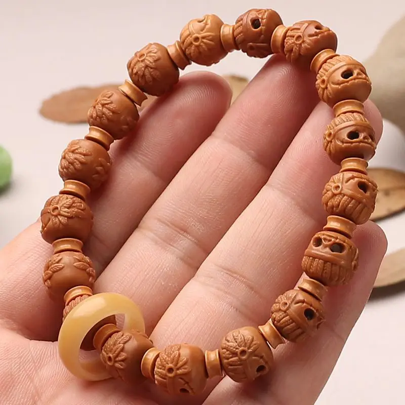 A Dai Small Steamed Bun Material Skull Single Circle Bracelet Monkey Walnut Carving Short round Bracelets