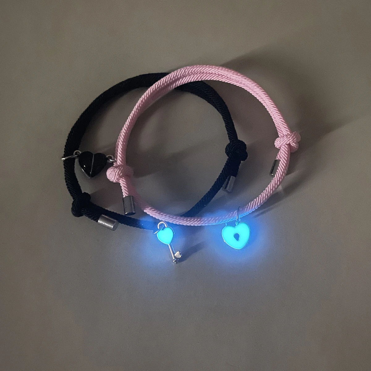 2Pcs Luminous Heart Lock and Key Couple Bracelet Magnetic Handmade Woven Rope for Valentine Fashion Classic Jewelry