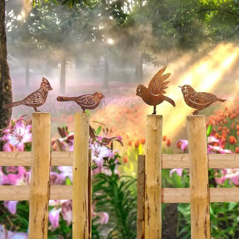 4pcs Rusty Metal Bird Silhouettes Garden Fence Decor Woodpecker Robin Steel Country Yard Art Gardening Decoration Metal Bird