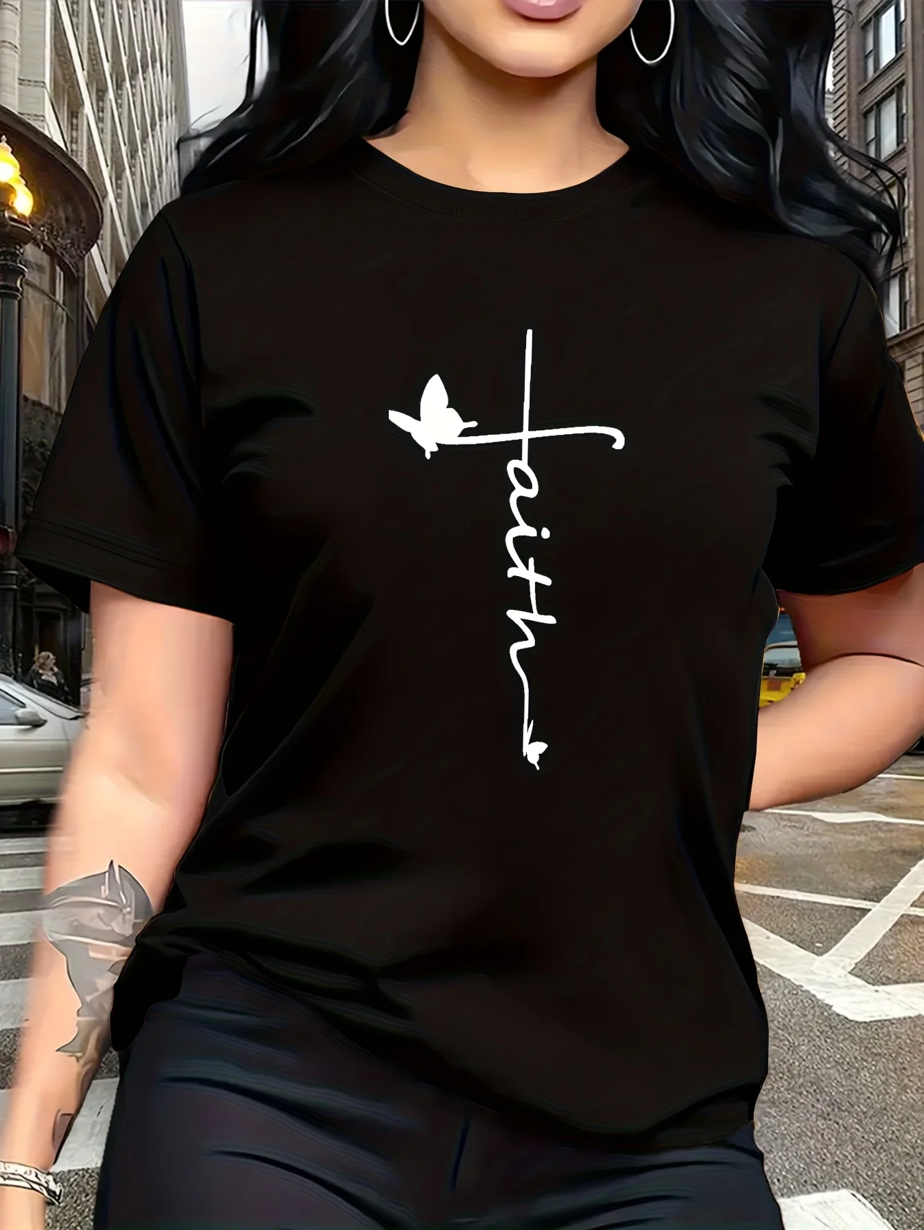 Women's T-shirt with Christian Cross and Butterfly Print Patterns, Simple Round Neckline, Short-sleeved, Suitable for Casual Wear, Travel, Vacation, The 