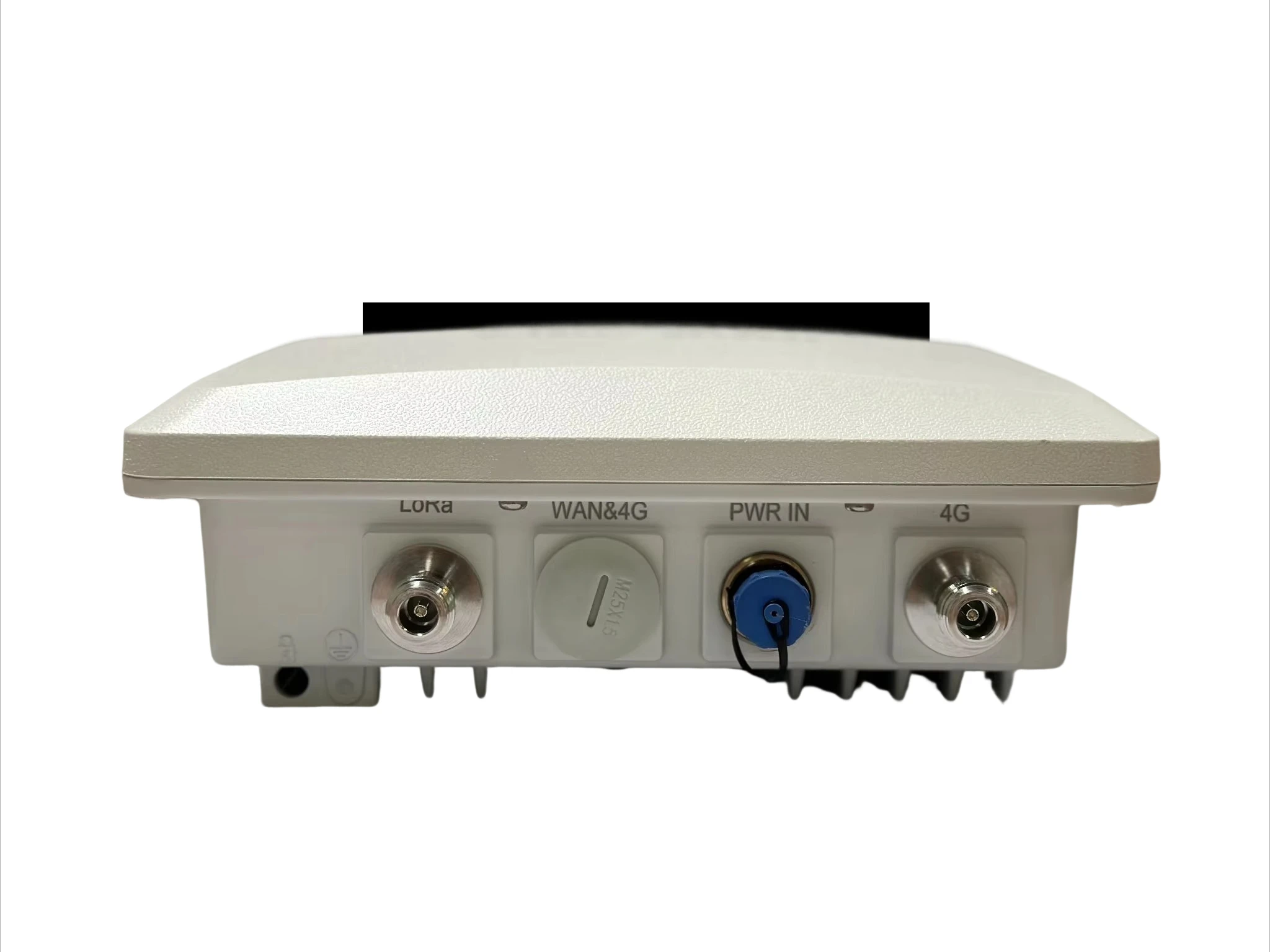 Outdoor gateway for Smart light system