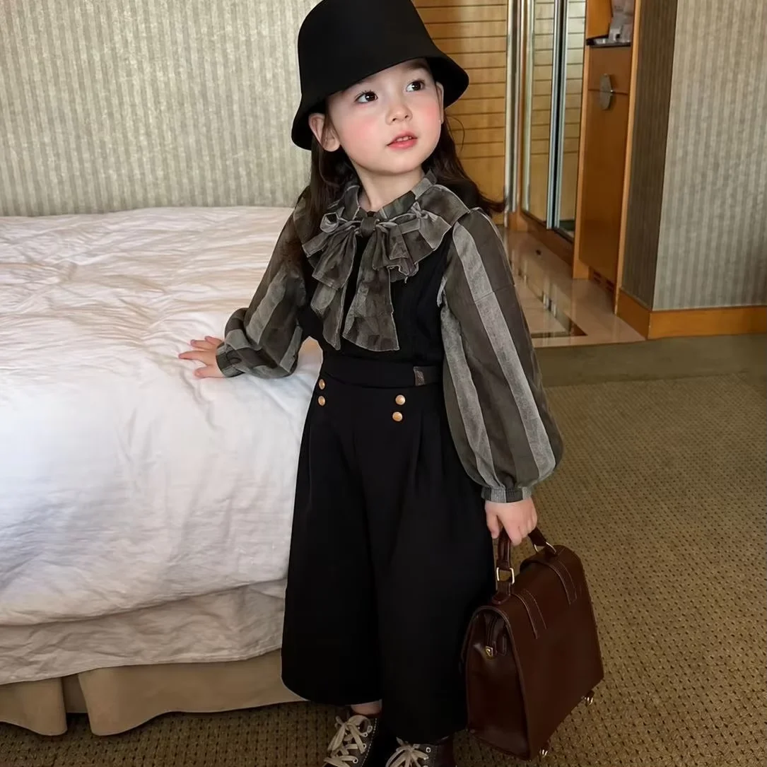 Girls' Set Spring and Autumn New Children's Striped Shirt+Strap Pants Fashion Two-piece Set