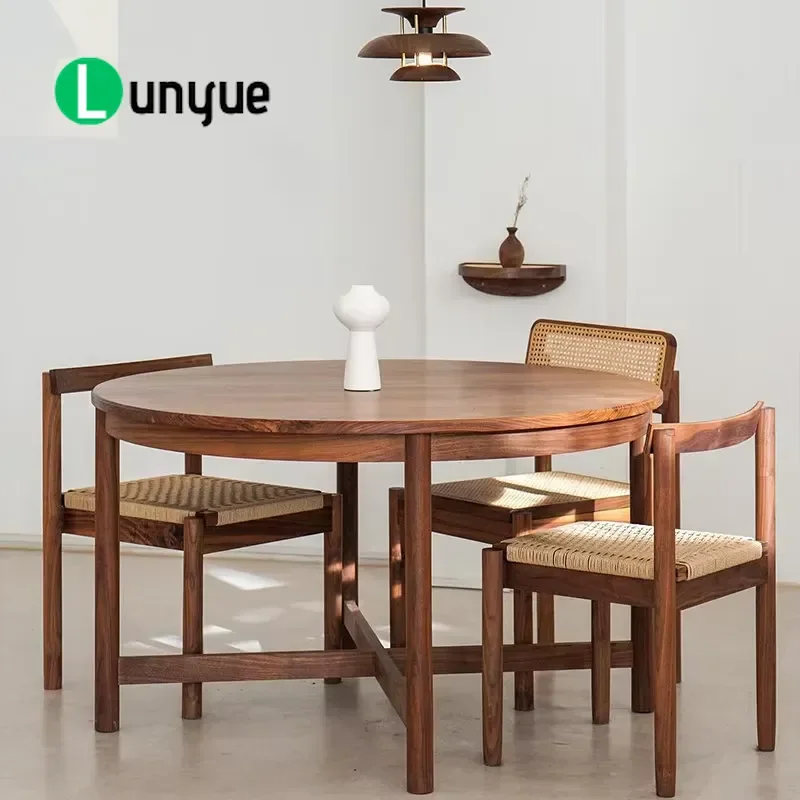 Nordic Red Oak Round Dining Table Solid Wood Small Circular Table for Home Restaurant Light Luxury Simple Style Furniture