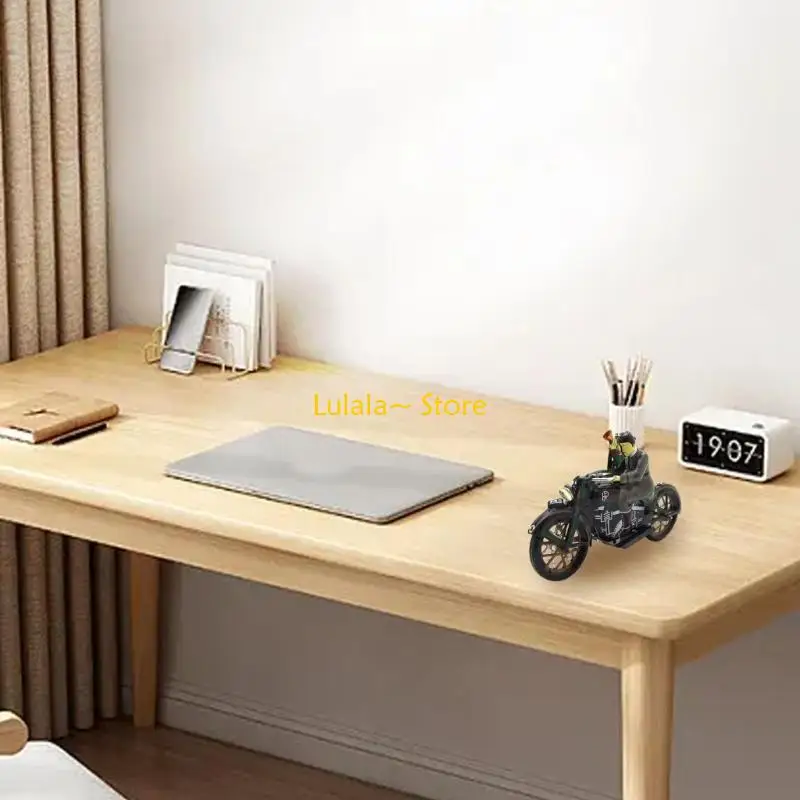 Y4QA Dekoracyjne mężczyźni na trójkołowym blaszanej zabawce przywołującej nostalgiczne wspomnienia Rekwizyty fotograficzne