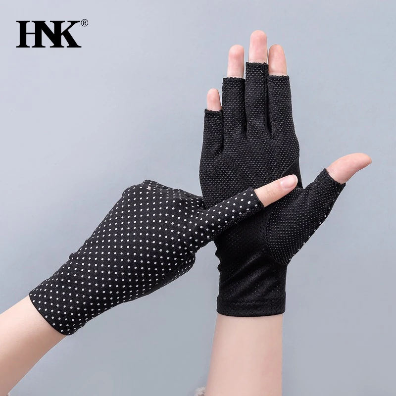 1 Pair Nail Art Glove UV Protection Glove Anti UV Radiation Protection Gloves Protecter For Nail Art Gel UV LED Lamp Tool