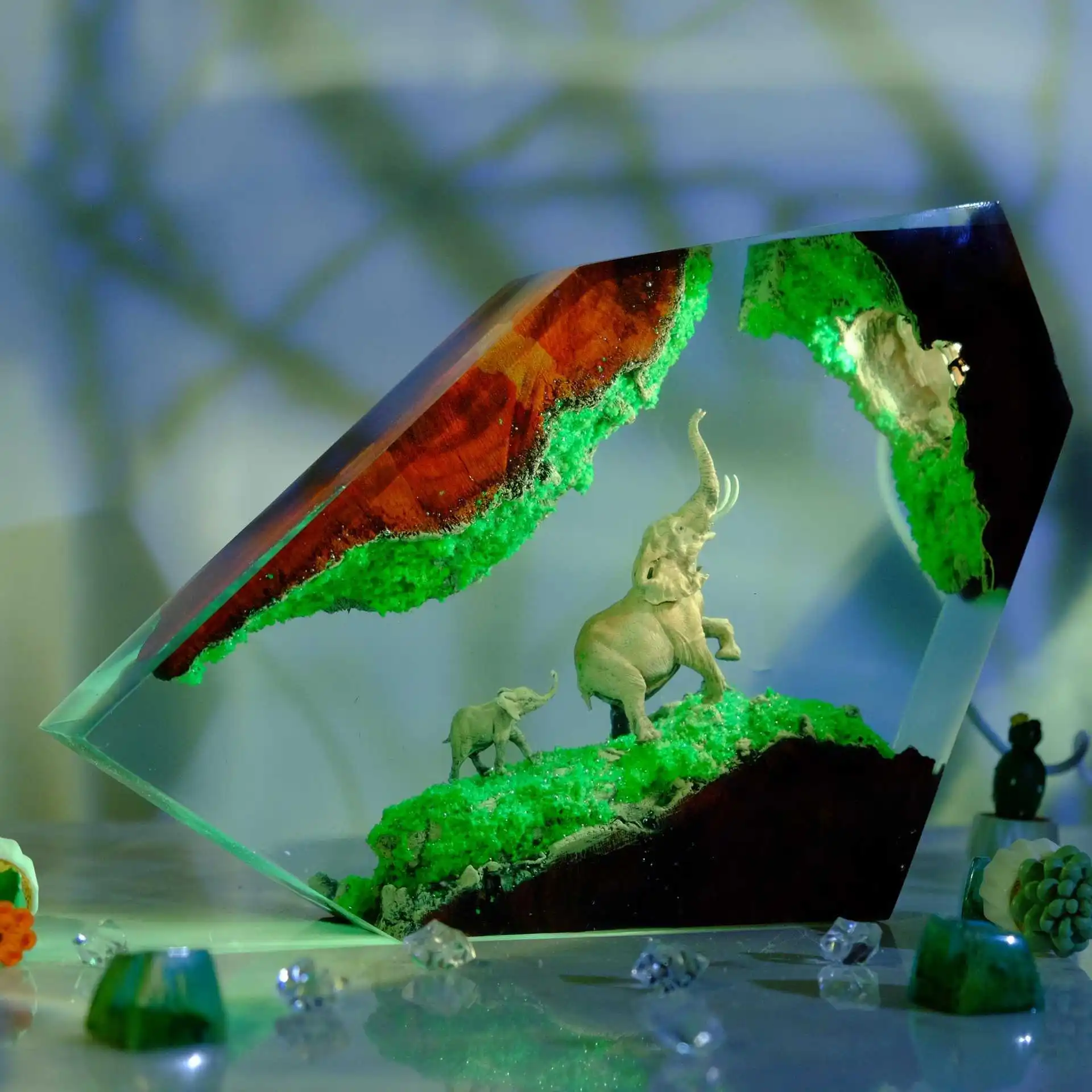 

6*4 Inches Animal Series Creative Home Desk Decorations Elephant Family Resin Glowing Decorations Unique Birthday Gift