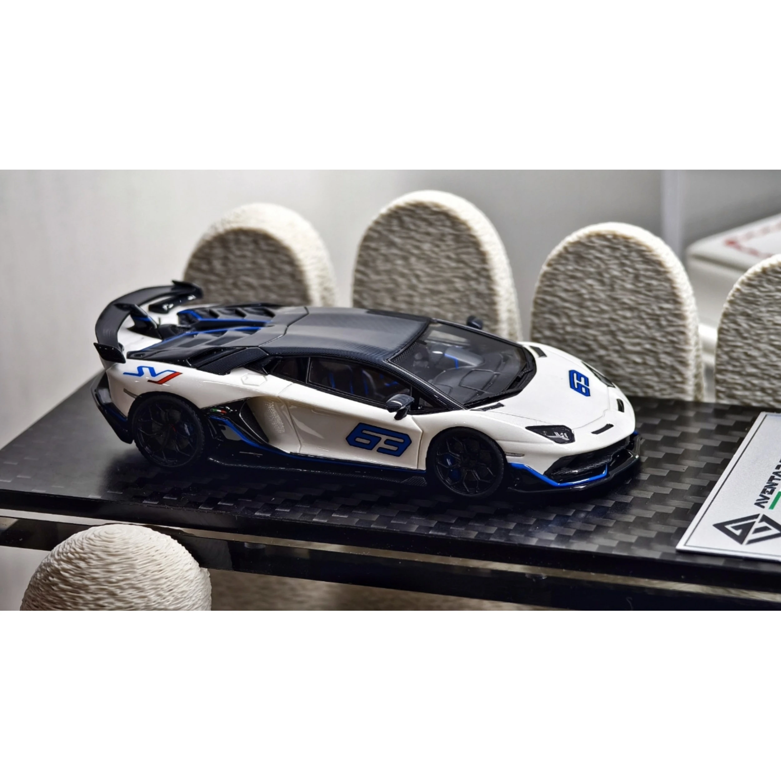 GW God Wealth 1:64 Aventador SVJ Diecast Model Car Resin Limited edition New product