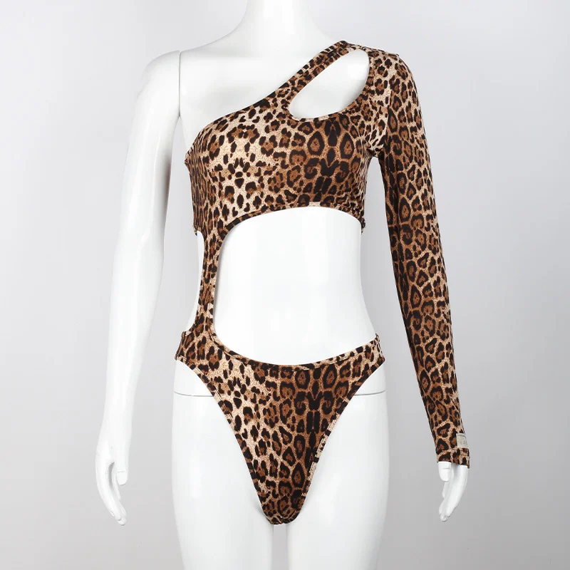 ssTss Ins 2024 New Sexy Leopard Print Bodysuits For Women Slim Cut Open Waist Diagonal Single Shoulder Sleeve Triangle Jumpsuit