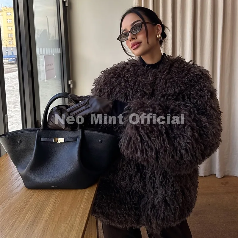 Neo Mint Winter 2026 Hot Chocolate Fluffy Chunky Sheep Fur Coat Women Oversized Overcoat Outerwear Ins Street Fashion Fur Jacket