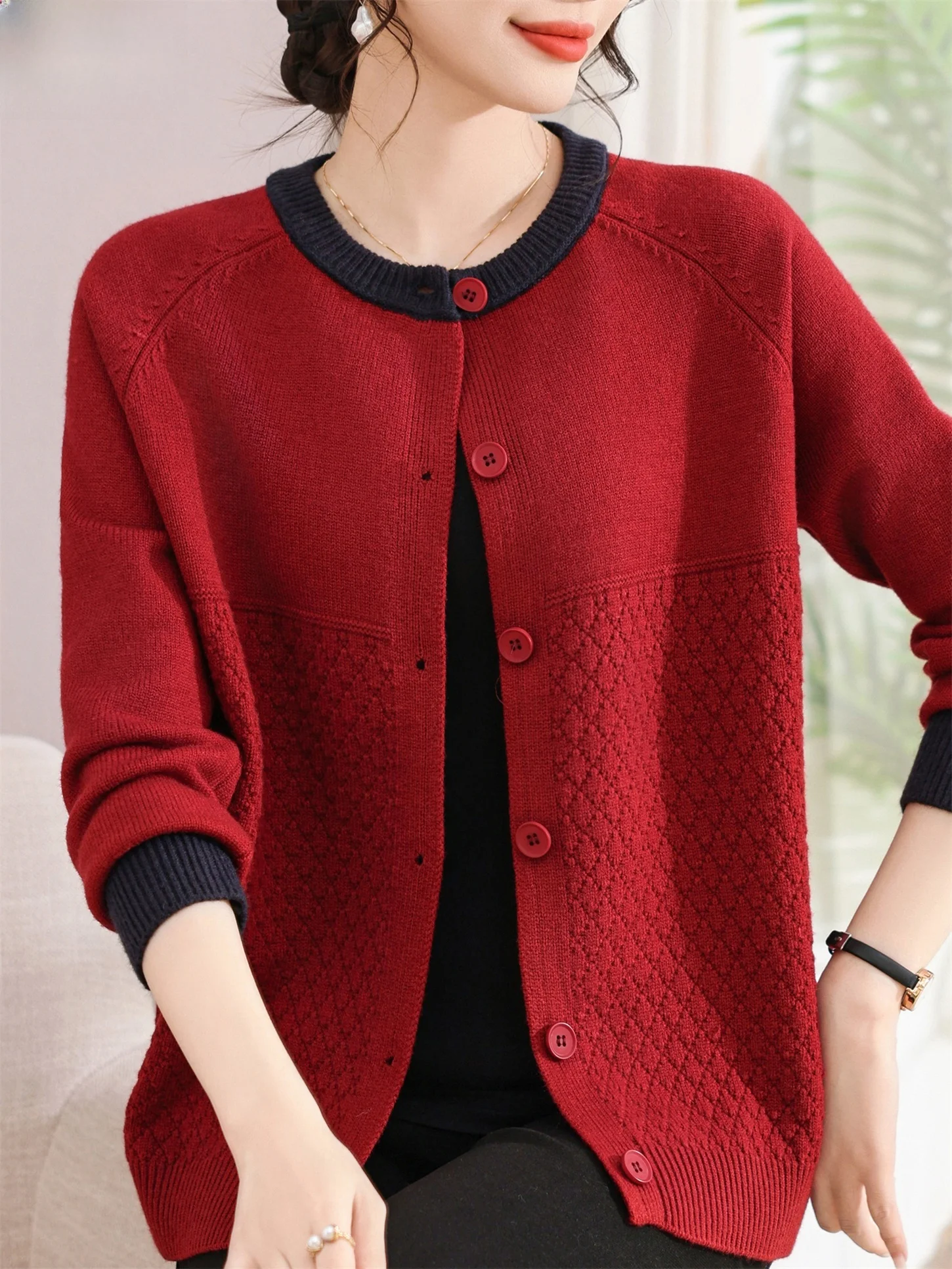 

Faionable Knitted Open Cardigan Woolen Base Layer Top for Middle-Aged Mothers Autumn Wear New Sle 2025 Trendy Outerwear
