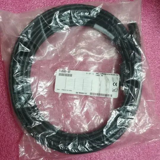 

Brand-new NI PCIE-8361 PXIE-8360 MXI Cable 779500-07, 7m Cable.