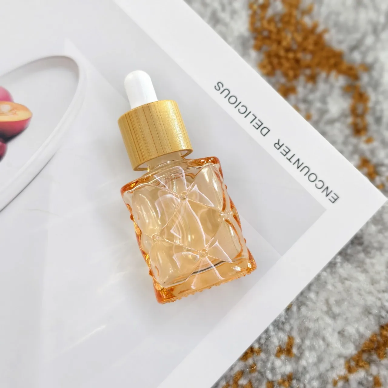 Flacone contagocce con coperchio in bambù Contenitore per pipetta in vetro da 10 ml Imballaggio Bottiglie contagocce Olio essenziale per la cura cosmetica della pelle