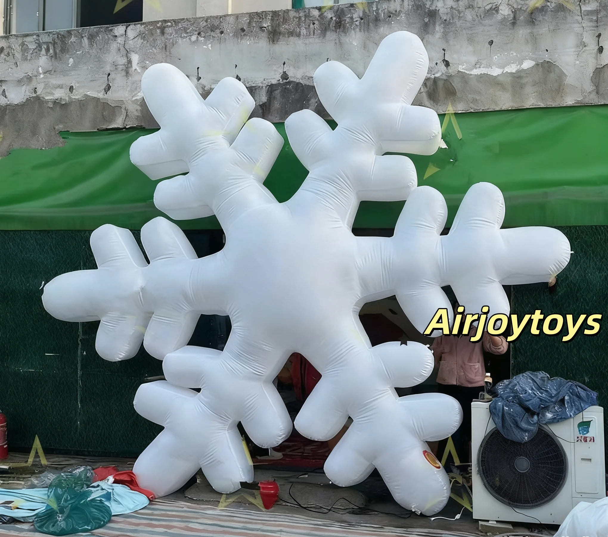 แม่พิมพ์ลมเป่ารูปเกล็ดหิมะ ไฟประดับคริสต์มาสแบบแขวน สำหรับตกแต่งห้างสรรพสินค้า ลานกลางแจ้ง บาร์ งานปาร์ตี้ งานอีเว้นท์ ทัวร์ พร็อพบนเวที