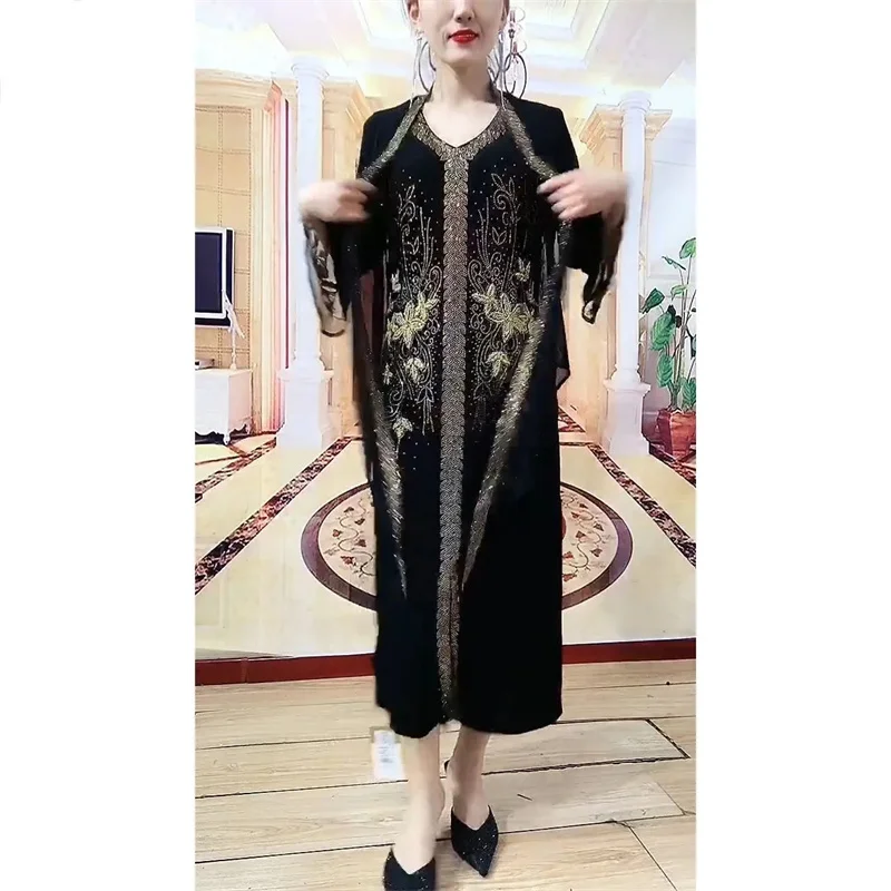 2023 Female Fashion Sets Skirt Loose Slim Temperament Two-piece Dress Women High-end Heavy Industry Embroidery Rhinestones Dress