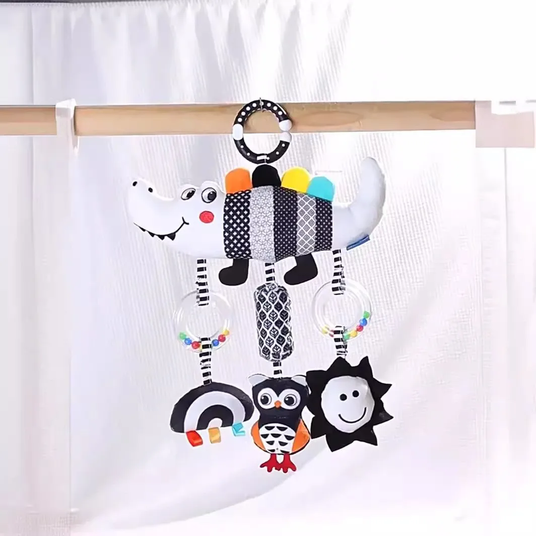 Baby stroller black and white pendants, wind chimes, newborn bed bells, bed hanging toys, baby car puzzle toys