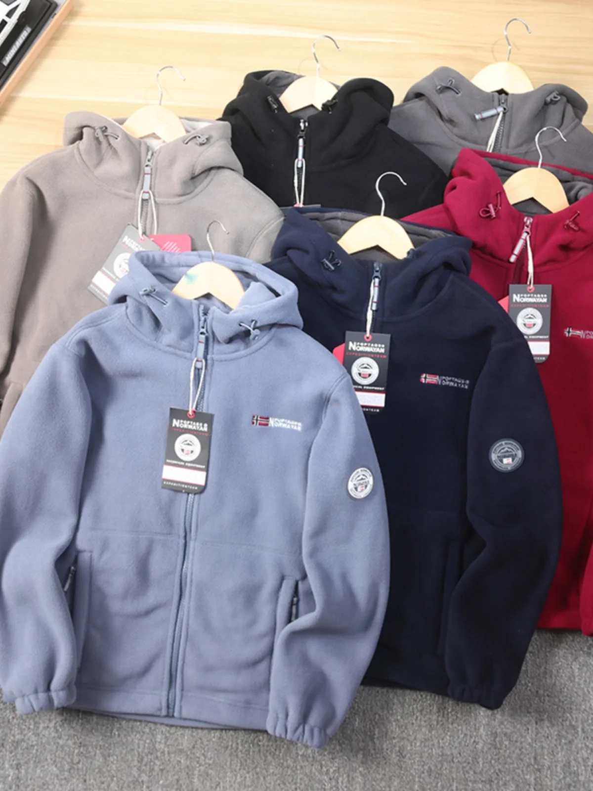 

Двухслойная термохлопковая куртка Thiened на подкладке для мужчин и женщин, пальто с капюшоном для исследования на открытом воздухе, длинная подставка...