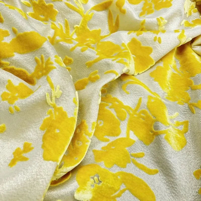 Weaving Gold Rotten Flower Silk Velvet Fabric Mulberry Silk Burnt Flower Flocking Jacquard Dress Cheongsam Robe Designer Cloth