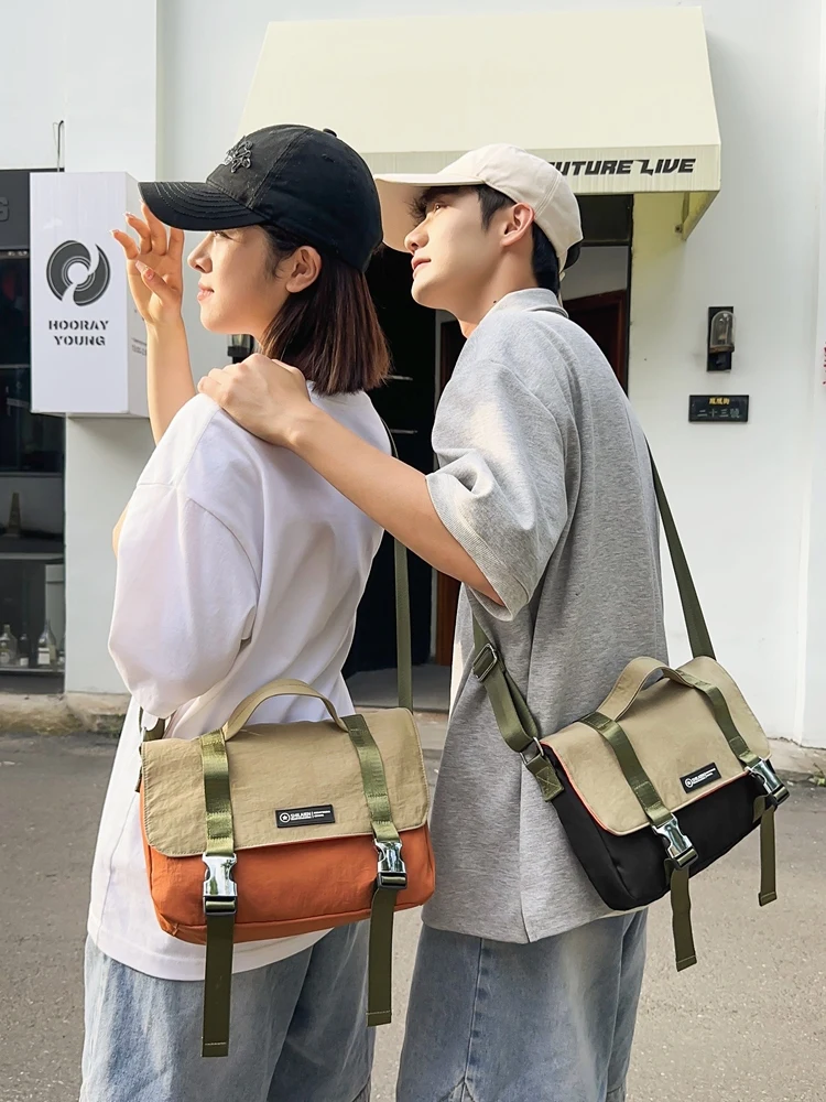 Large-capacity shoulder bag outdoor short-distance travel bag fashion messenger bag