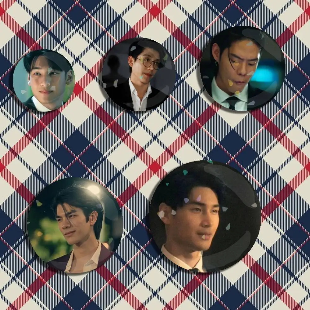 

K-KinnPorsche The S-Series Laser Badge Creative Pins Brooch for Bag Clothes Hat Decor Gifts Fans Collect