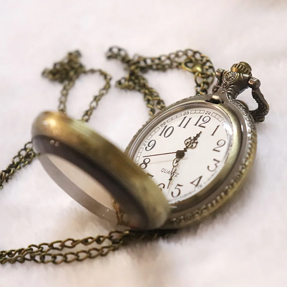 1개 레트로 포켓 워치 빈티지 클램쉘 디자인 가벼운 체인 걸이 시계 큰 숫자 쉽게 읽을 수 있는 패션 액세서리