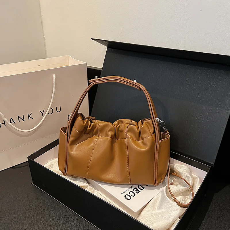 حار بيع الشتاء شعبية الرجعية الأزياء المحمولة حقيبة المرأة مطوي الكتف المائل تمتد حقيبة بسيطة الملمس حقيبة مربعة صغيرة